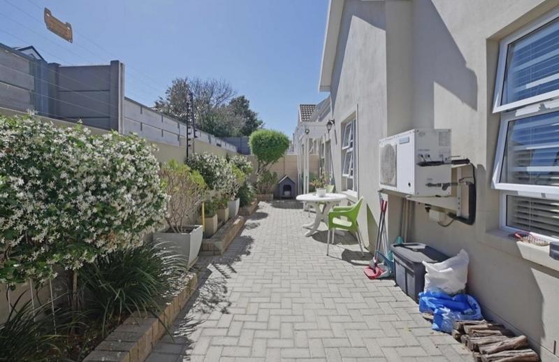 3 Bedroom Property for Sale in Burgundy Estate Western Cape